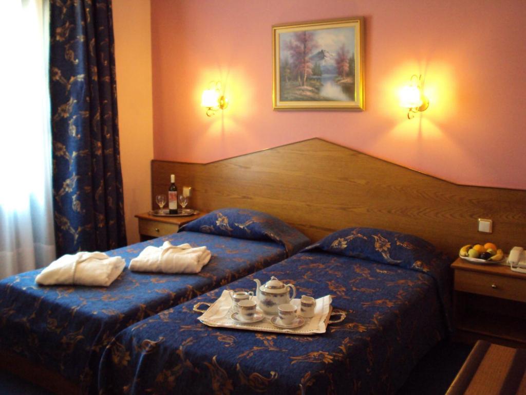Astoria Hotel Traditional โคโมทินี ห้อง รูปภาพ